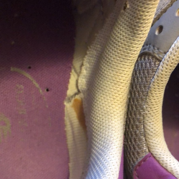 New Balance shoes - Picture 5 of 6